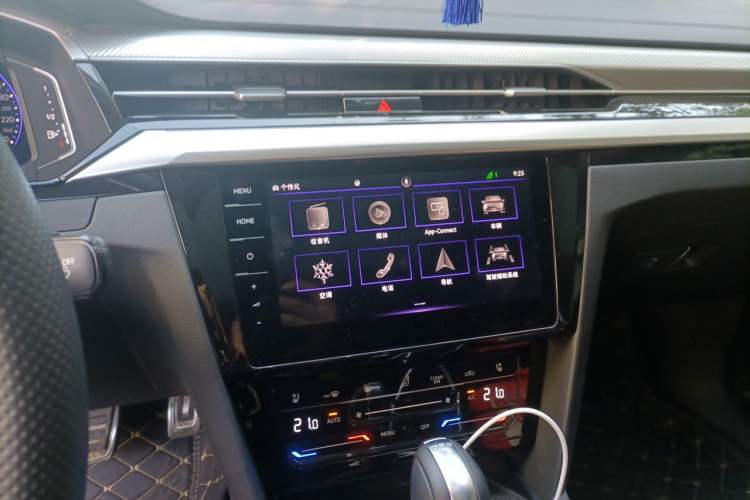 Used Volkswagen FAW-Volkswagen CC 2021 380TSI Striking Edition Audio And AC Panel