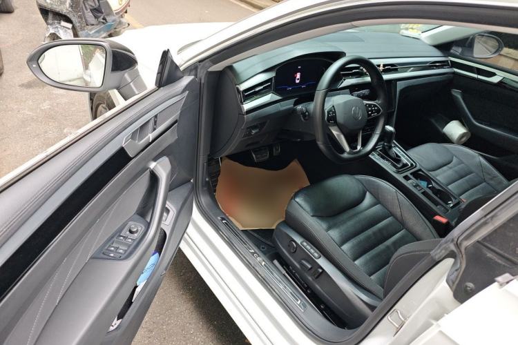 Used Volkswagen FAW-Volkswagen CC 2021 380TSI Striking Edition Driver Seat