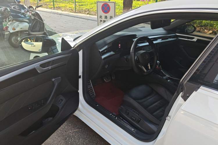 Used Volkswagen FAW-Volkswagen CC 2021 380TSI Striking Edition Driver Seat