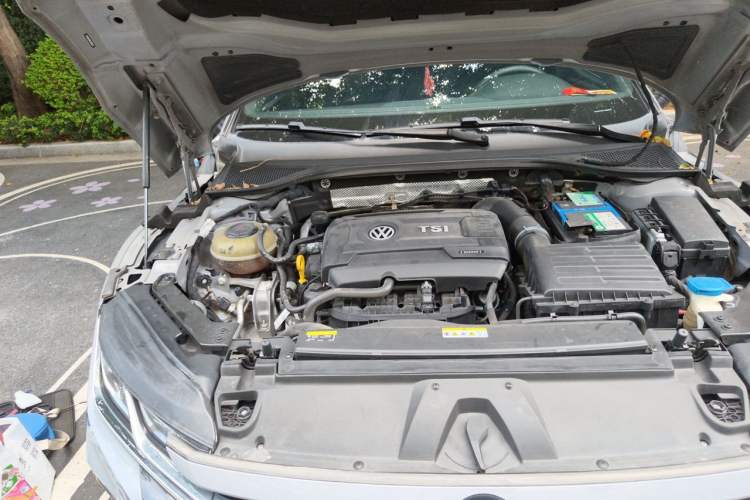 Used Volkswagen FAW-Volkswagen CC 2021 380TSI Striking Edition Engine Bay Right
