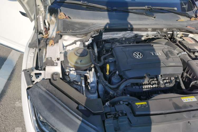 Used Volkswagen FAW-Volkswagen CC 2021 380TSI Striking Edition Engine Bay Right