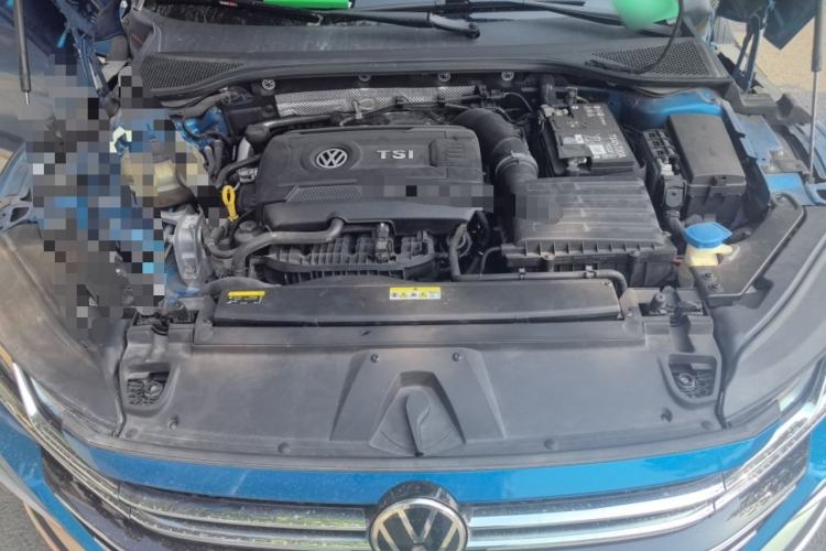 Used Volkswagen FAW-Volkswagen CC 2021 Estate Car 380TSI Vizion Edition Engine Bay