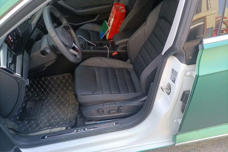 Used Volkswagen FAW-Volkswagen CC 2021 380TSI Striking Edition Left Front Seat