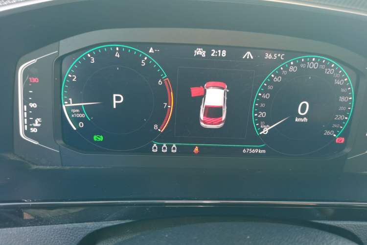 Used Volkswagen FAW-Volkswagen CC 2021 380TSI Striking Edition Odometer Close Up