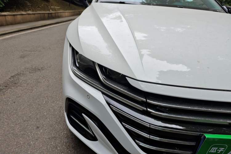 Used Volkswagen FAW-Volkswagen CC 2021 380TSI Striking Edition Right Front Headlight