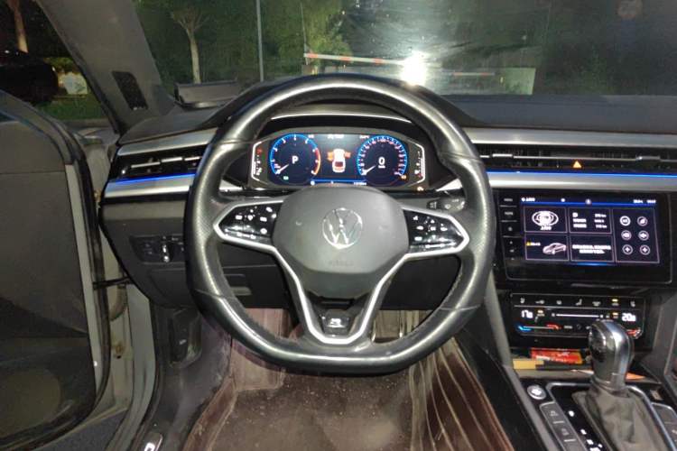 Used Volkswagen FAW-Volkswagen CC 2021 380TSI Striking Edition Steering Wheel
