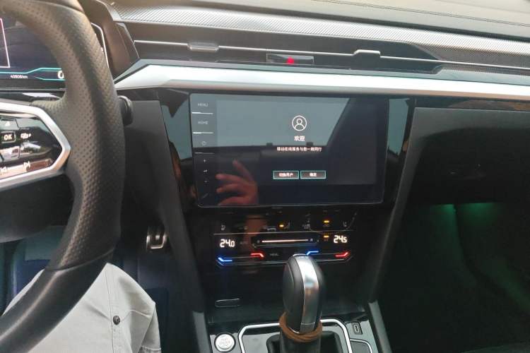 Used Volkswagen FAW-Volkswagen CC 2021 380TSI Striking Edition Audio And AC Panel