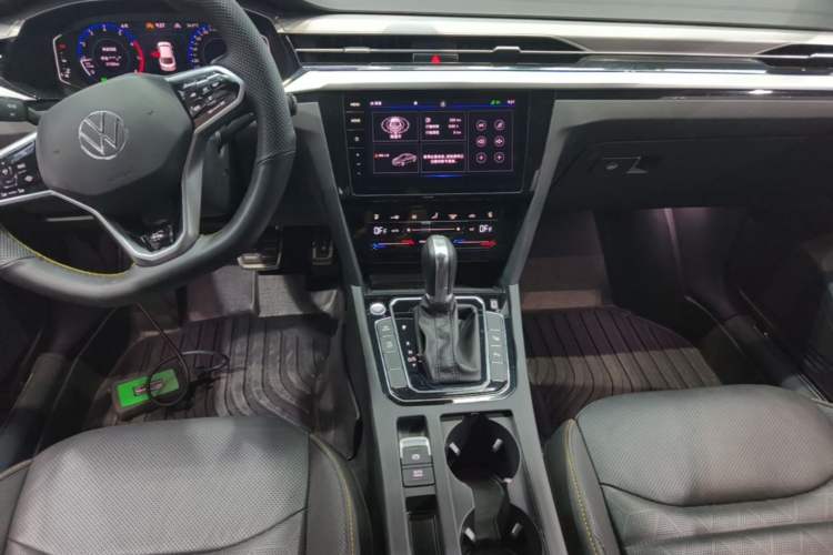 Used Volkswagen FAW-Volkswagen CC 2021 380TSI Striking Edition Audio And AC Panel