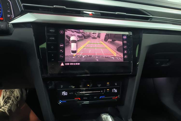 Used Volkswagen FAW-Volkswagen CC 2021 380TSI Striking Edition Audio And AC Panel