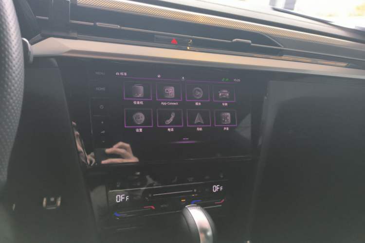 Used Volkswagen FAW-Volkswagen CC 2021 380TSI Striking Edition Audio And AC Panel
