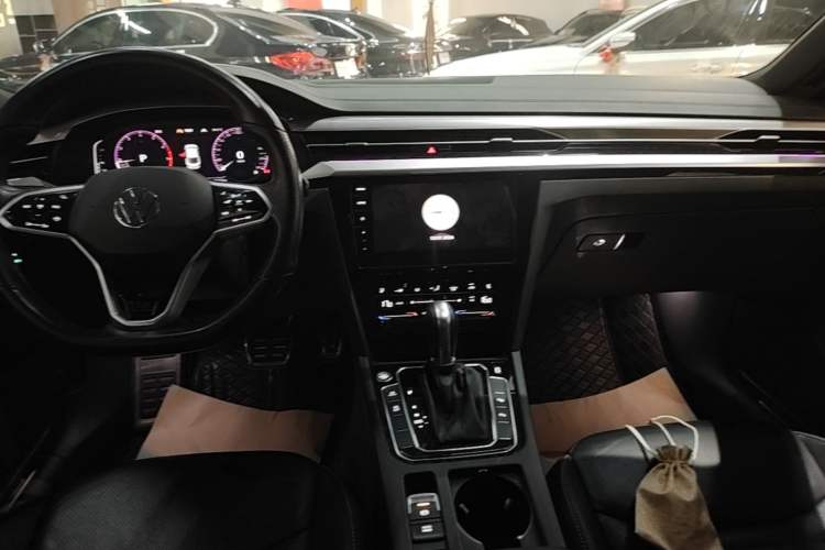 Used Volkswagen FAW-Volkswagen CC 2021 380TSI Striking Edition Audio And AC Panel