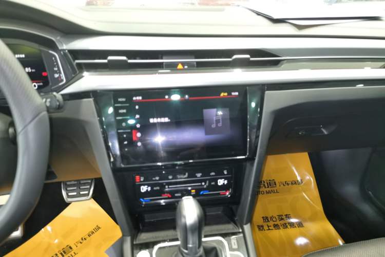 Used Volkswagen FAW-Volkswagen CC 2021 380TSI Striking Edition Audio And AC Panel