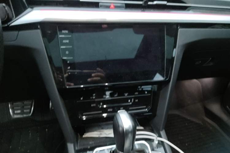 Used Volkswagen FAW-Volkswagen CC 2021 330TSI Ignite Edition Audio And AC Panel