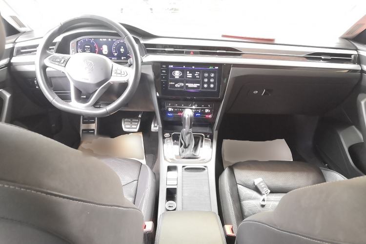 Used Volkswagen FAW-Volkswagen CC 2021 Estate Car 380TSI Vizion Edition Center Console