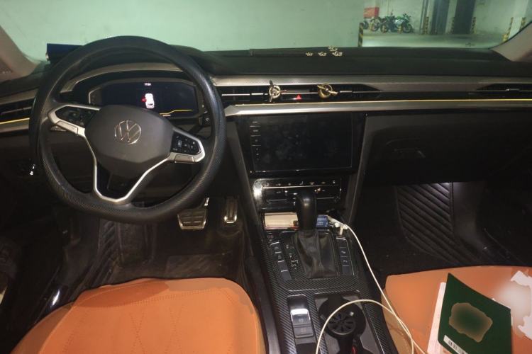 Used Volkswagen FAW-Volkswagen CC 2021 Estate Car 380TSI Vizion Edition Center Console