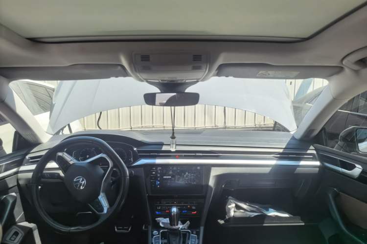 Used Volkswagen FAW-Volkswagen CC 2021 Estate Car 380TSI Vizion Edition Center Console