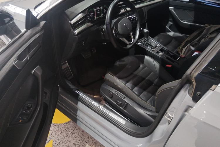 Used Volkswagen FAW-Volkswagen CC 2021 380TSI Striking Edition Driver Seat
