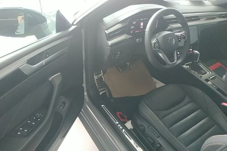 Used Volkswagen FAW-Volkswagen CC 2021 380TSI Striking Edition Driver Seat