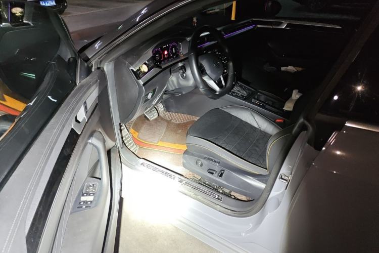 Used Volkswagen FAW-Volkswagen CC 2021 380TSI Striking Edition Driver Seat