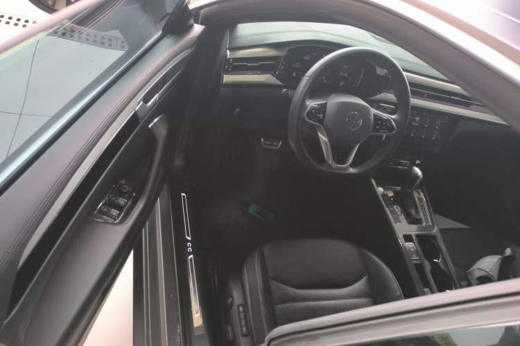 Used Volkswagen FAW-Volkswagen CC 2021 380TSI Striking Edition Driver Seat