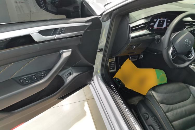 Used Volkswagen FAW-Volkswagen CC 2021 380TSI Striking Edition Driver Seat