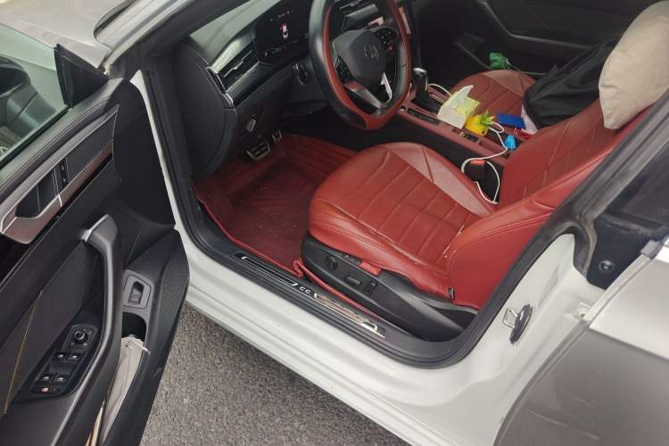 Used Volkswagen FAW-Volkswagen CC 2021 380TSI Striking Edition Driver Seat