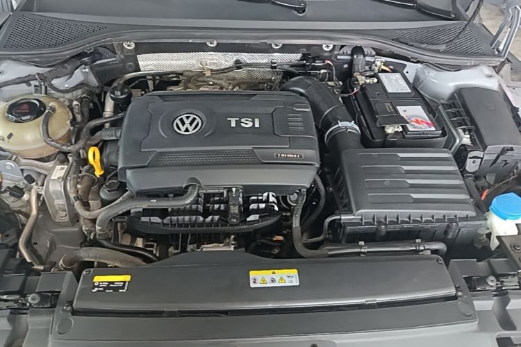 Used Volkswagen FAW-Volkswagen CC 2021 380TSI Striking Edition Engine Bay