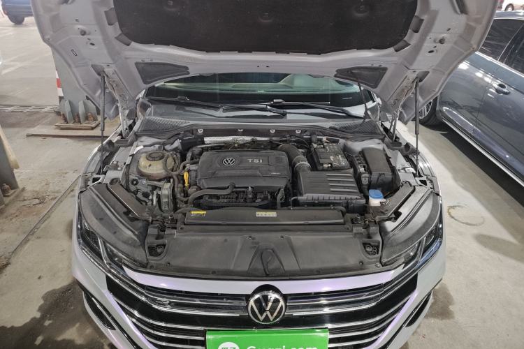 Used Volkswagen FAW-Volkswagen CC 2021 380TSI Striking Edition Engine Bay