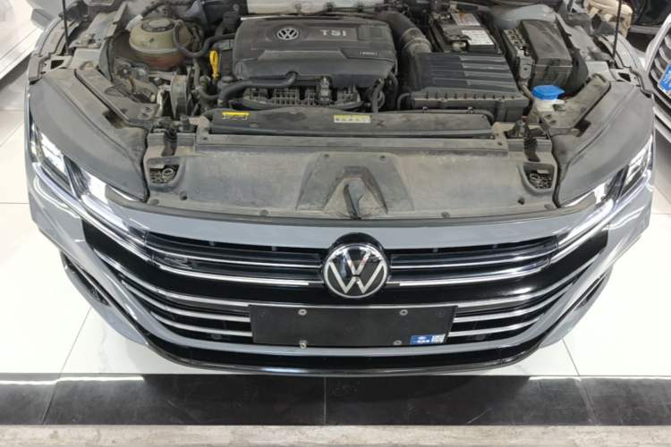 Used Volkswagen FAW-Volkswagen CC 2021 380TSI Striking Edition Engine Bay
