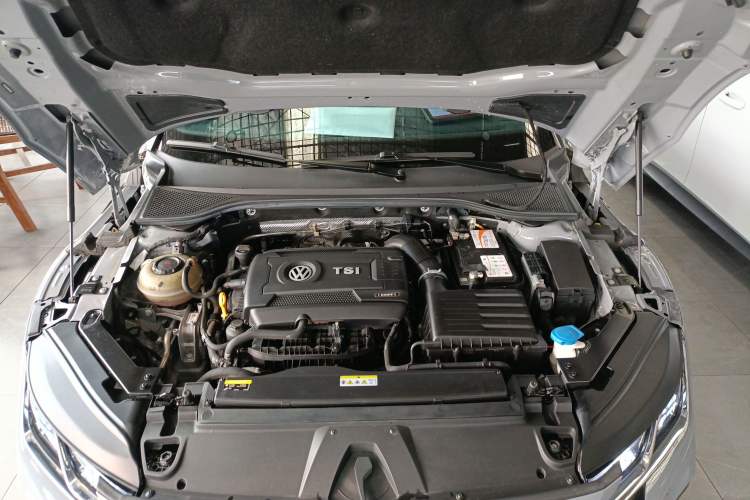 Used Volkswagen FAW-Volkswagen CC 2021 380TSI Striking Edition Engine Bay