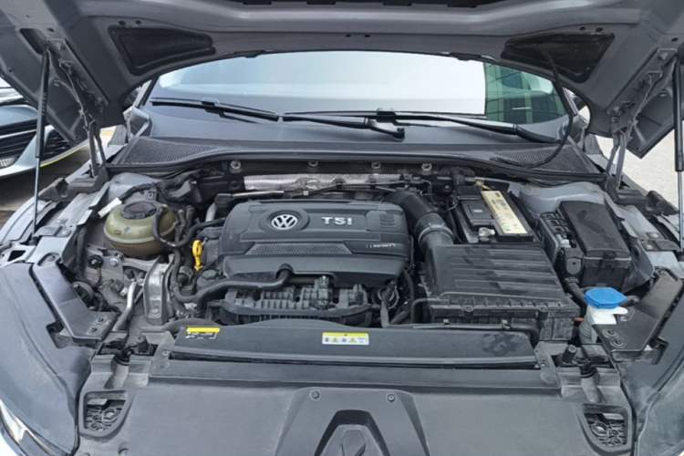Used Volkswagen FAW-Volkswagen CC 2021 380TSI Brilliant Edition Engine Bay
