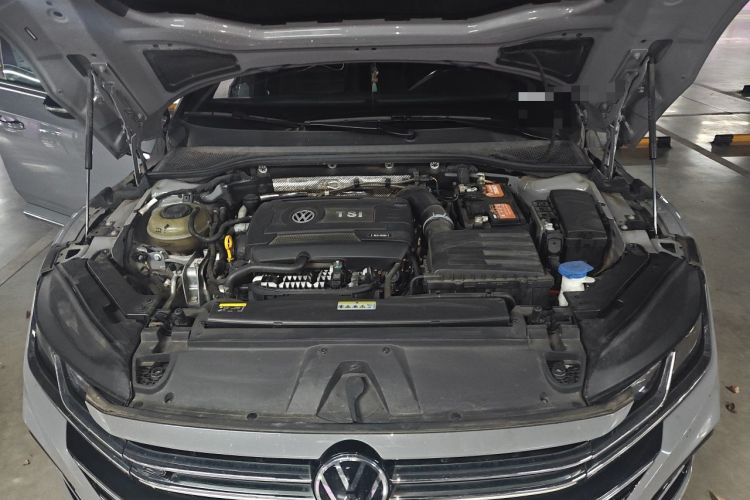 Used Volkswagen FAW-Volkswagen CC 2021 380TSI Striking Edition Engine Bay