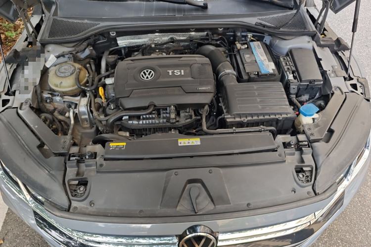 Used Volkswagen FAW-Volkswagen CC 2021 380TSI Striking Edition Engine Bay