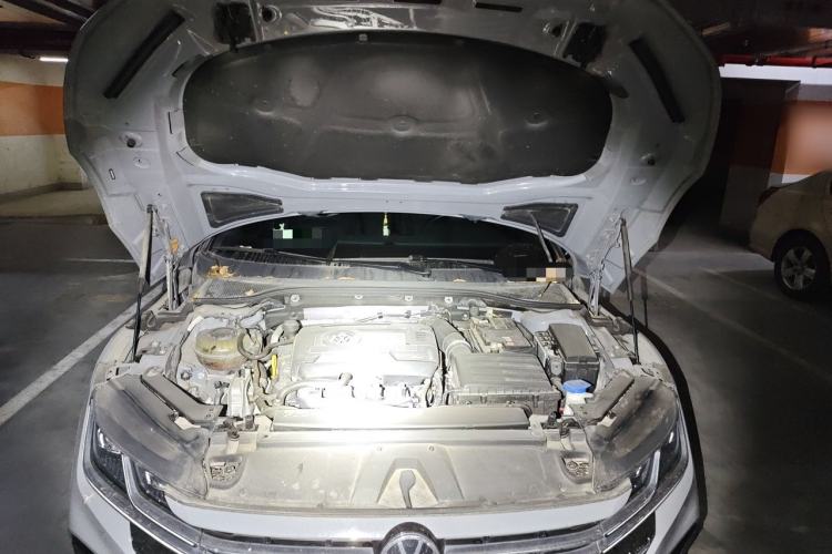 Used Volkswagen FAW-Volkswagen CC 2021 380TSI Striking Edition Engine Bay
