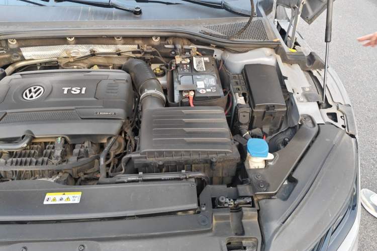 Used Volkswagen FAW-Volkswagen CC 2021 380TSI Striking Edition Engine Bay Left