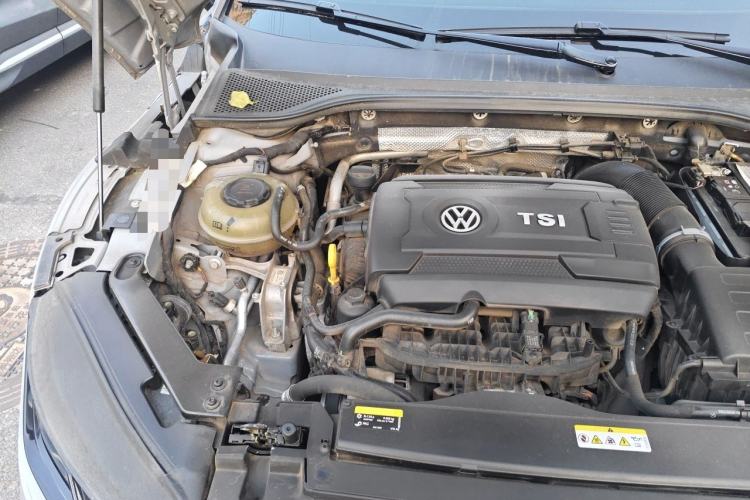 Used Volkswagen FAW-Volkswagen CC 2021 380TSI Striking Edition Engine Bay Right
