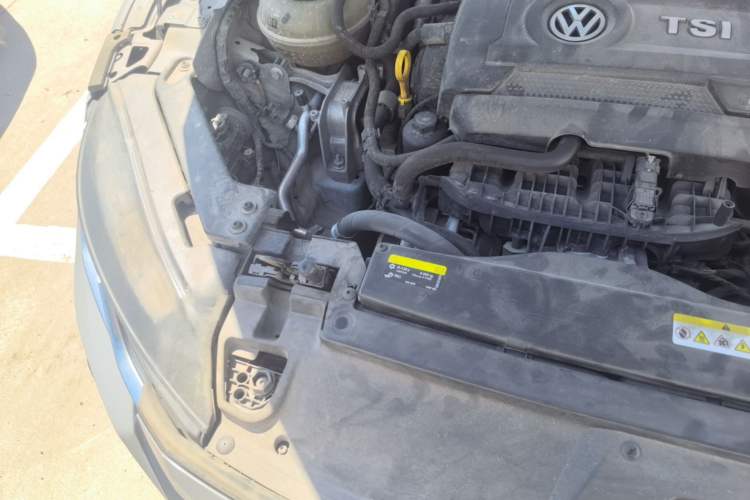 Used Volkswagen FAW-Volkswagen CC 2021 Estate Car 380TSI Vizion Edition Engine Bay Right