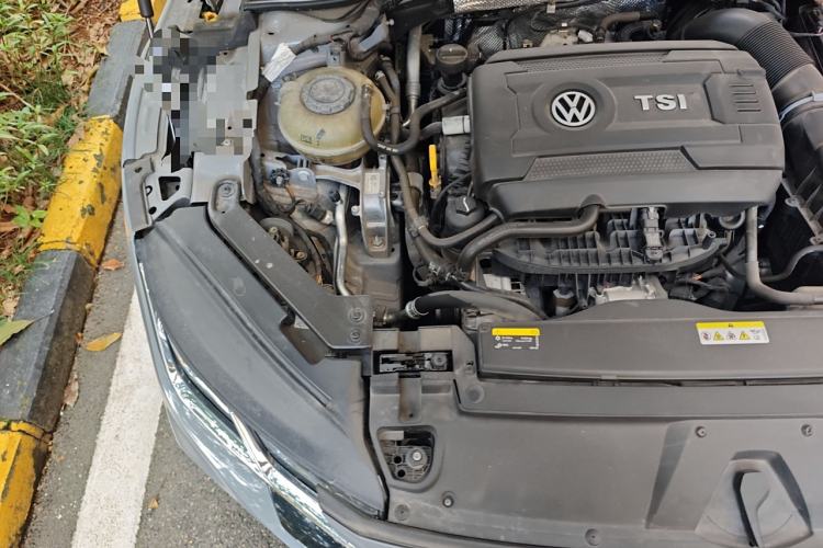Used Volkswagen FAW-Volkswagen CC 2021 380TSI Striking Edition Engine Bay Right