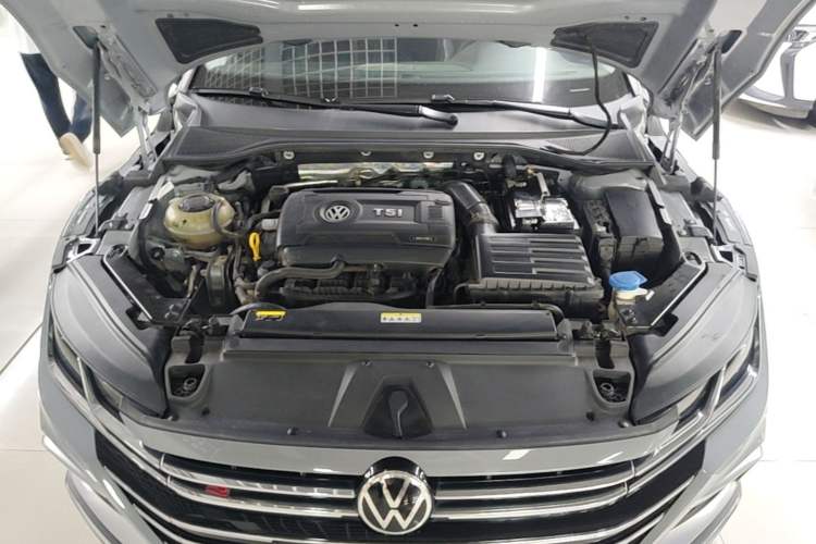 Used Volkswagen FAW-Volkswagen CC 2021 Estate Car 380TSI Vizion Edition Engine Bay