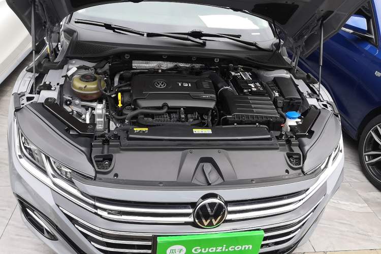 Used Volkswagen FAW-Volkswagen CC 2021 380TSI Striking Edition Engine Bay