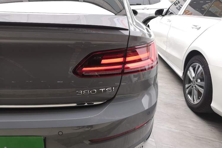 Used Volkswagen FAW-Volkswagen CC 2021 380TSI Striking Edition Exterior 3