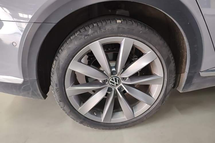 Used Volkswagen FAW-Volkswagen CC 2021 Estate Car 380TSI Vizion Edition Exterior 5