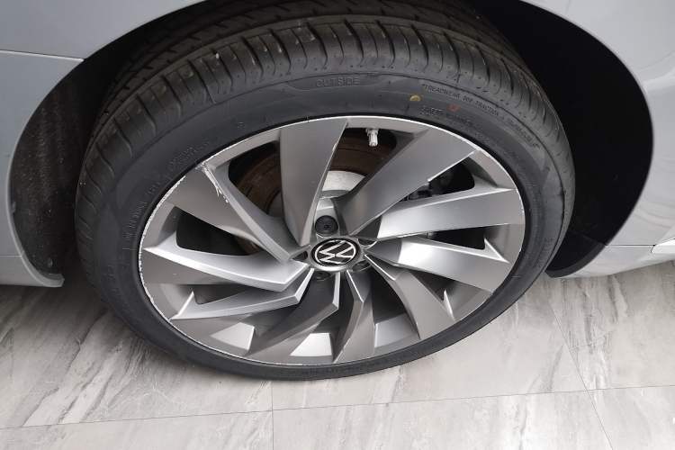 Used Volkswagen FAW-Volkswagen CC 2021 380TSI Striking Edition Exterior 5
