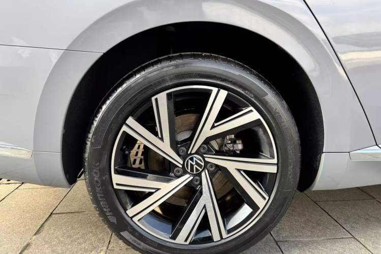 Used Volkswagen FAW-Volkswagen CC 2021 330TSI Ignite Edition Exterior 9