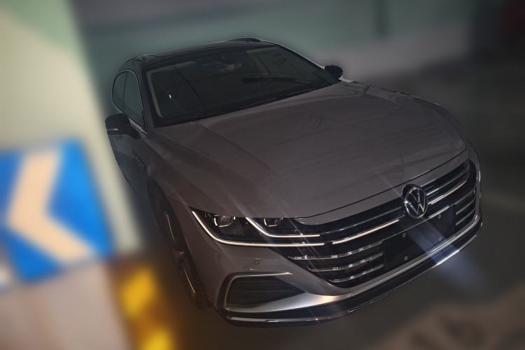 Used Volkswagen FAW-Volkswagen CC 2021 Estate Vehicle 380TSI Vizzion Edition Front Right 45 Deg
