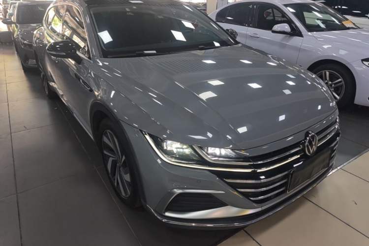 Used Volkswagen FAW-Volkswagen CC 2021 Estate Car 380TSI Vizion Edition Front Right 45 Deg