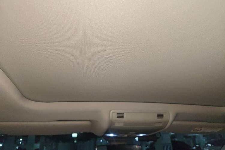 Used Volkswagen FAW-Volkswagen CC 2021 Estate Vehicle 380TSI Vizzion Edition Headliner