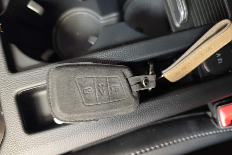 Used Volkswagen FAW-Volkswagen CC 2021 330TSI Ignite Edition Interior 1