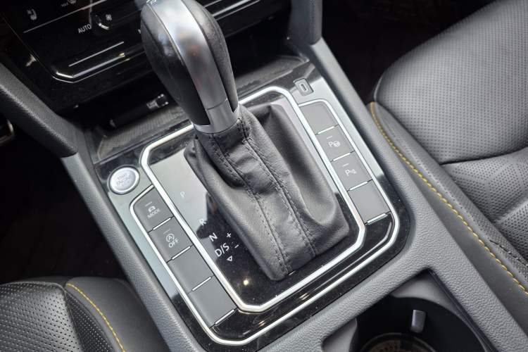 Used Volkswagen FAW-Volkswagen CC 2021 380TSI Striking Edition Interior 10