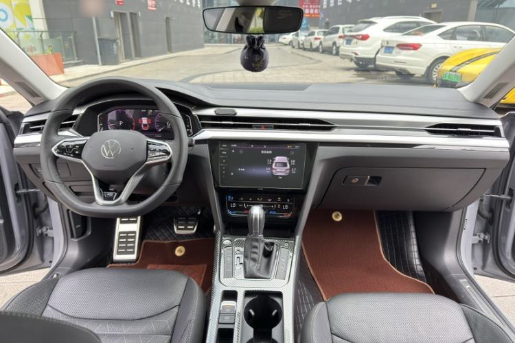 Used Volkswagen FAW-Volkswagen CC 2021 380TSI Striking Edition Interior 2